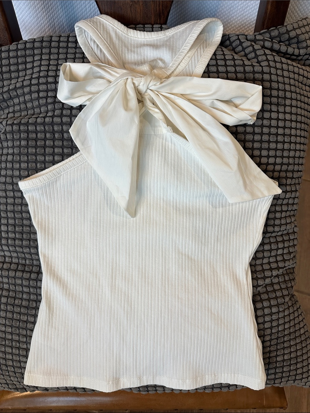 Ivory Ribbed Racerback Tie Back Bow Tank Top - Picture 2 of 4